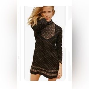 DOEN Mock Neck Mini Dress Size: S